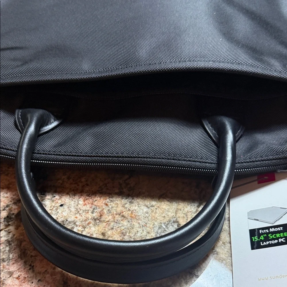 Elegant Black Laptop Bag